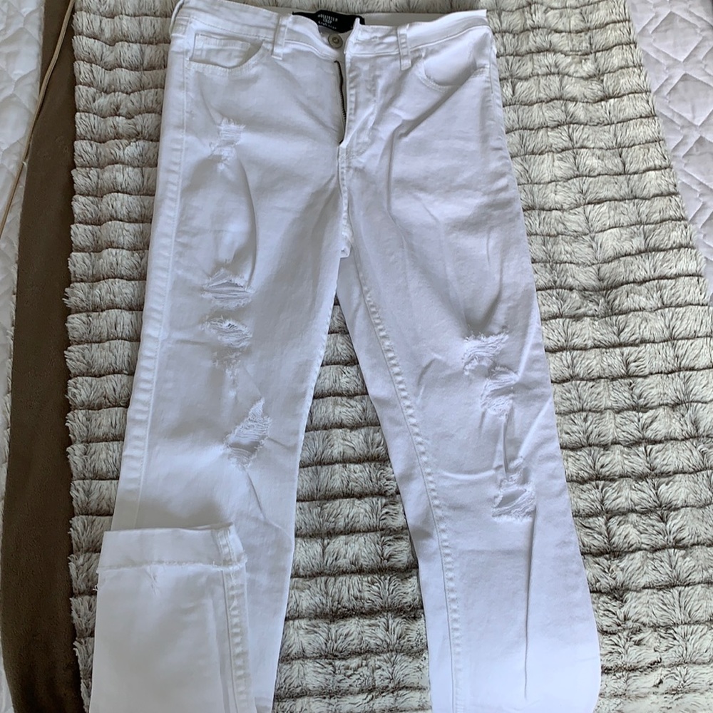 Hollister Ripped High Rise Skinny Jeans with Cuff